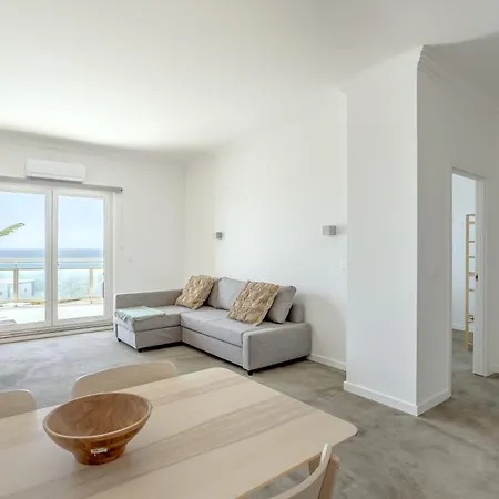 Bay * אריסרייה